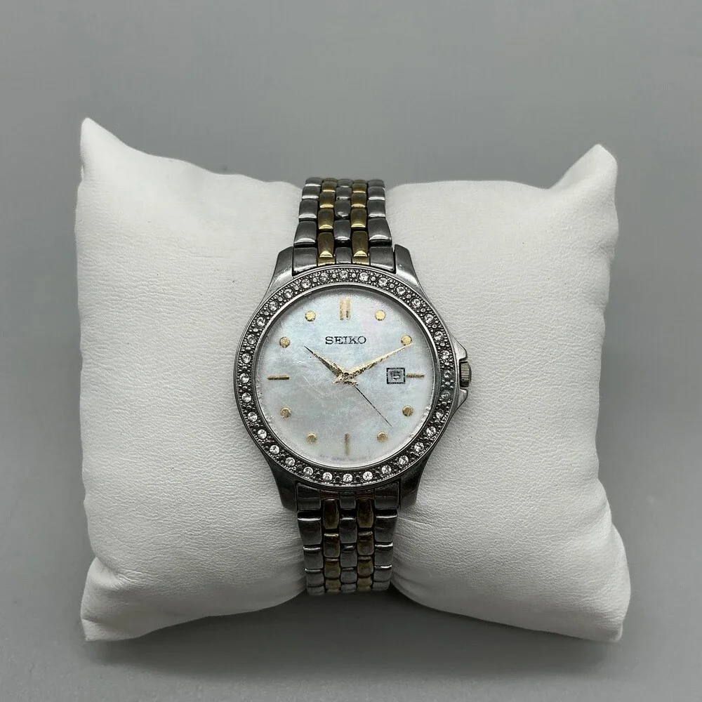 Seiko Womens Watch 31mm White Dial Two Tone Crystals 7N82-0HV0 New Battery 7.25